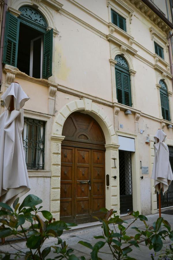 Gabrielli Rooms Et Apartments Sant Antonio Alloggio 4 M0230914084 维罗纳 外观 照片