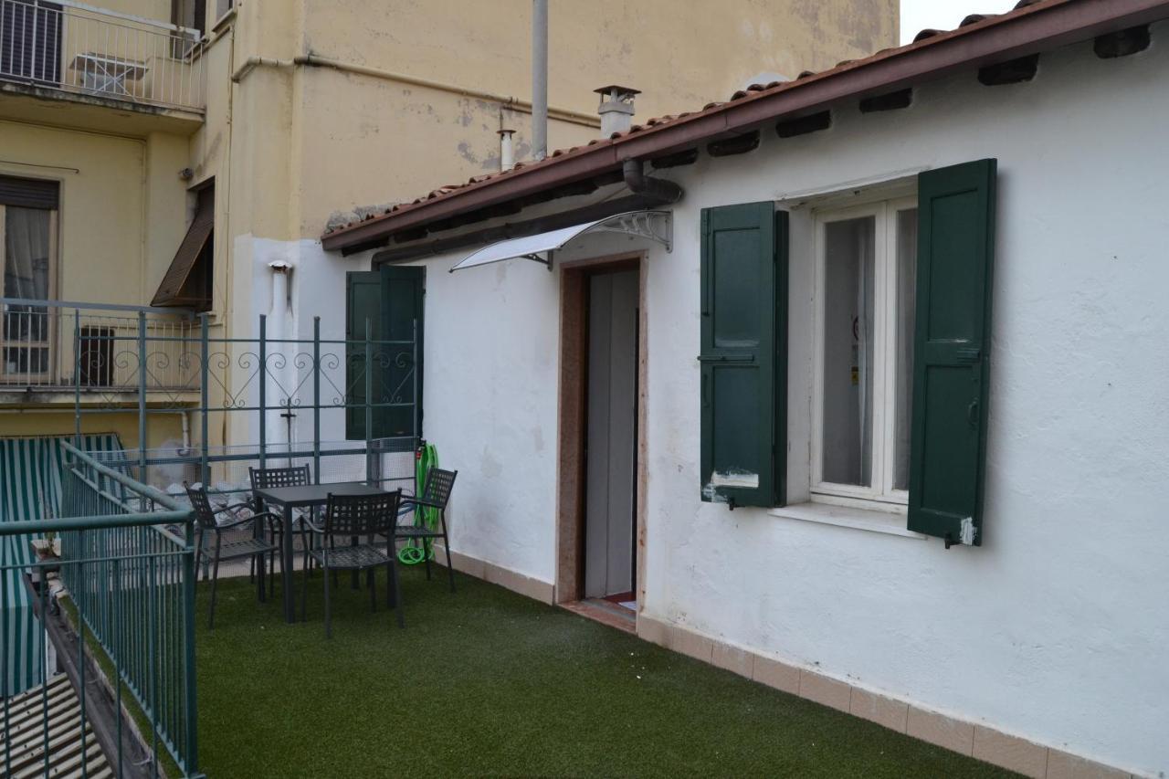 Gabrielli Rooms Et Apartments Sant Antonio Alloggio 4 M0230914084 维罗纳 外观 照片